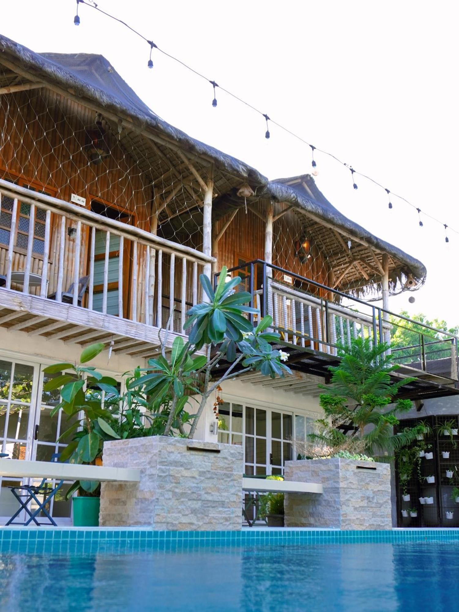 Urban Oasis Resort, Tarlac Εξωτερικό φωτογραφία