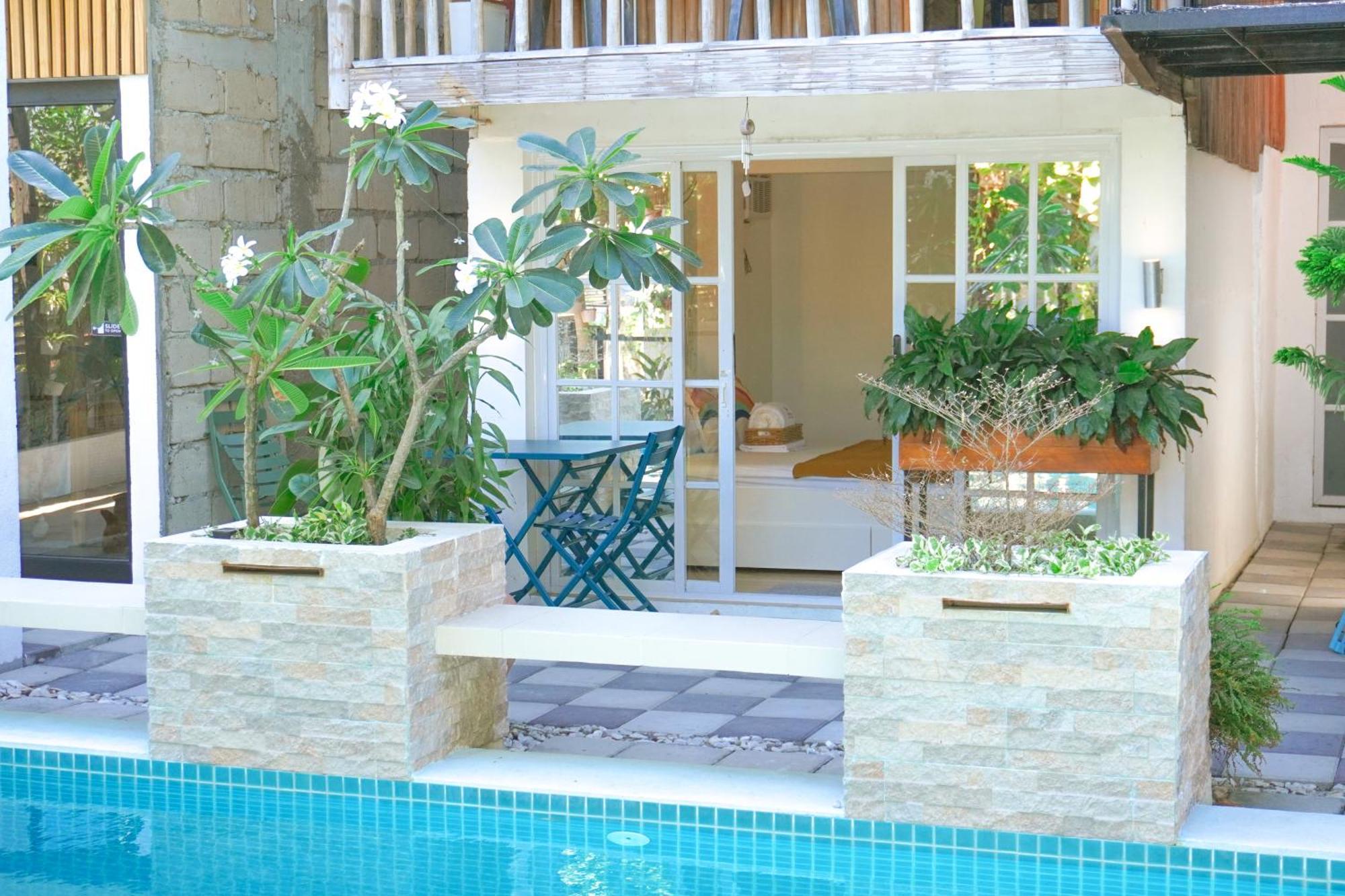 Urban Oasis Resort, Tarlac Εξωτερικό φωτογραφία