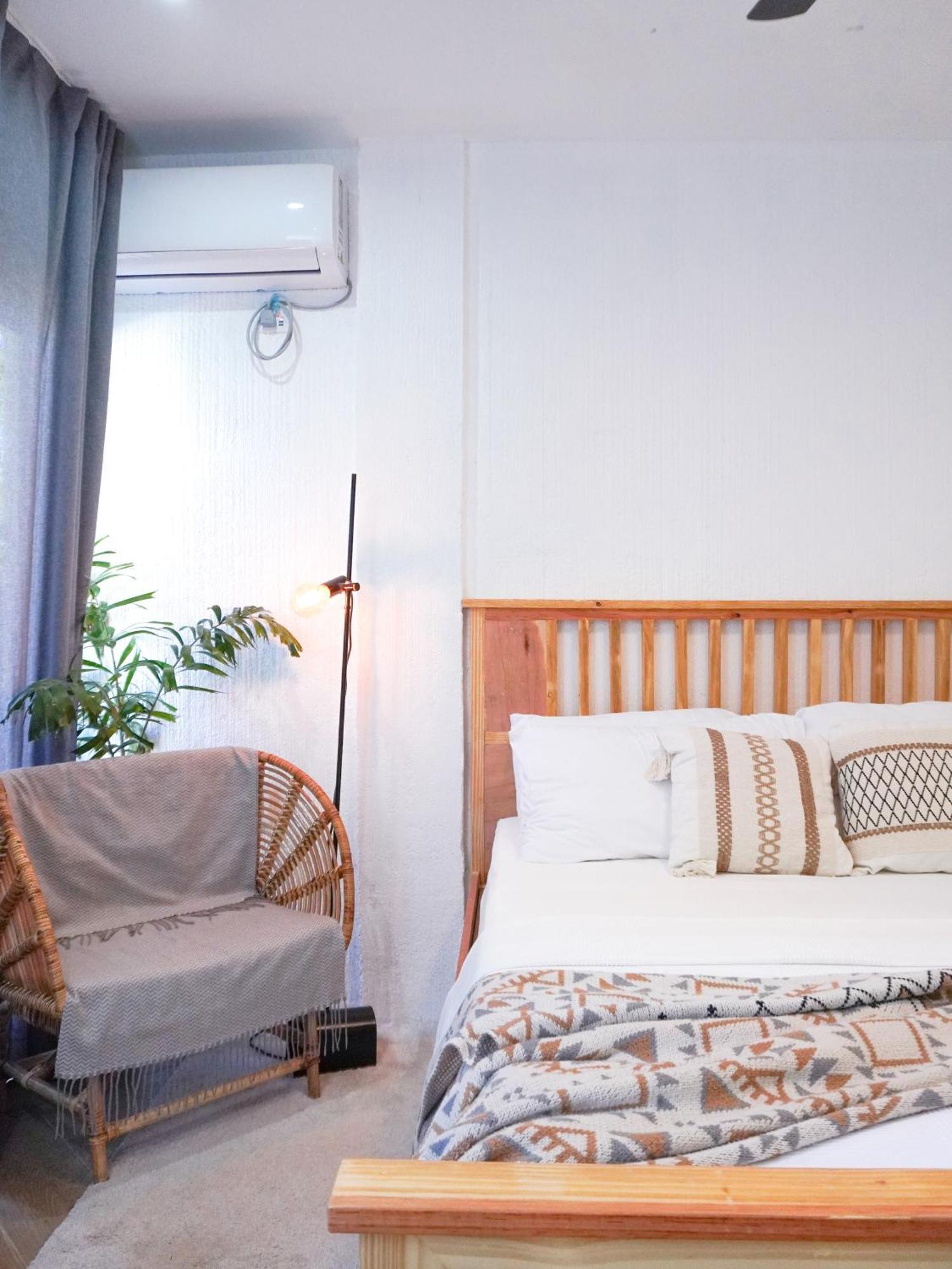Urban Oasis Resort, Tarlac Εξωτερικό φωτογραφία